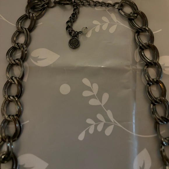 SIMPLY VERA VERA WANG Gunmetal & Crystal Necklace - Picture 5 of 7